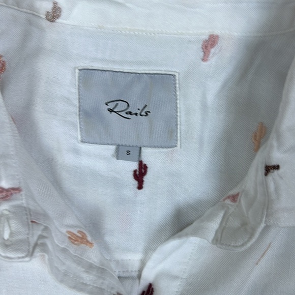 Rails Cactus Print Button Front Top Size Small - Picture 2 of 5